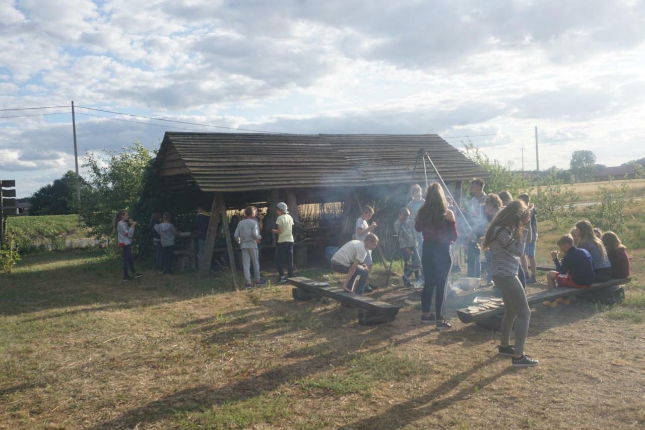 Niezapominajka Villa Jenki ภายนอก รูปภาพ